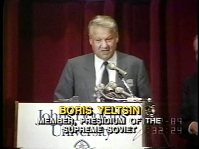 Экскурс в историю: Ельцин впервые в США. Университет Хопкинса, 1989 год
