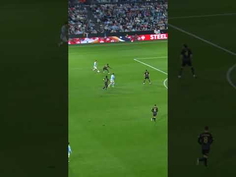 WHAT A DEFENSIVE READ <strong>FROM</strong> SARR! 🧱