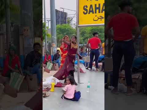 jhola gyab ho gaya 😳🤣 #shorts #poppervishal #prank #funny #reaction #chor #saharsa