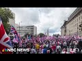 Tens of thousands march at far-right rally in London
