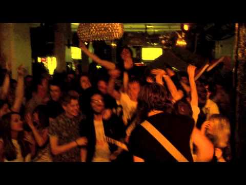 Catfish and The Bottlemen - Sidewinder (Live Tramlines 2013)