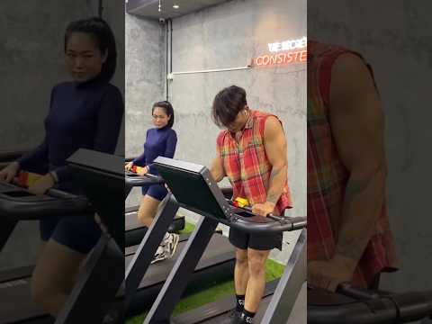 awalnya salting, endingnya ilfeel 🤣 #gym #prank