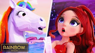 Horsing Around 🐴 | Season 5 Episode 8 | Rainbow High