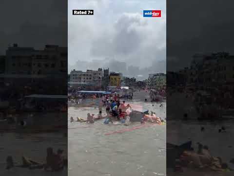 Dramatic scenes from Andhericha Raja Immersion as boat capsizes in sea  11K views  play Short