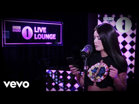 Halsey - Nightmare in the Live Lounge