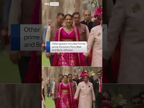Kardashians arrive at 'wedding of year'