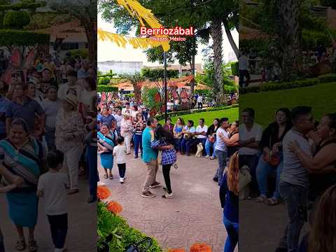 Domingos en #berriozábal #danza #dance #vivamexico #baile #florida #usa #latindance #mexico #marimba