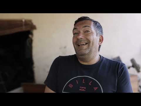 Συγκλονίζει ο πατέρας που έσωσε με φουσκωτό στρώμα τα παιδιά του | CNN Greece