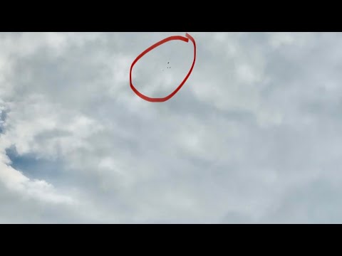 Sabik romonda magkakapatid, halos hindi na kaya ng zoom ng camera. 5:00 Pm na nagpakawala today.