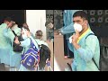 MS Dhoni sweet gesture towards media; CSK team clicked at Mumbai airport- IPL 2021