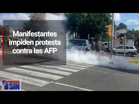 Manifestantes impiden protesta contra las AFP