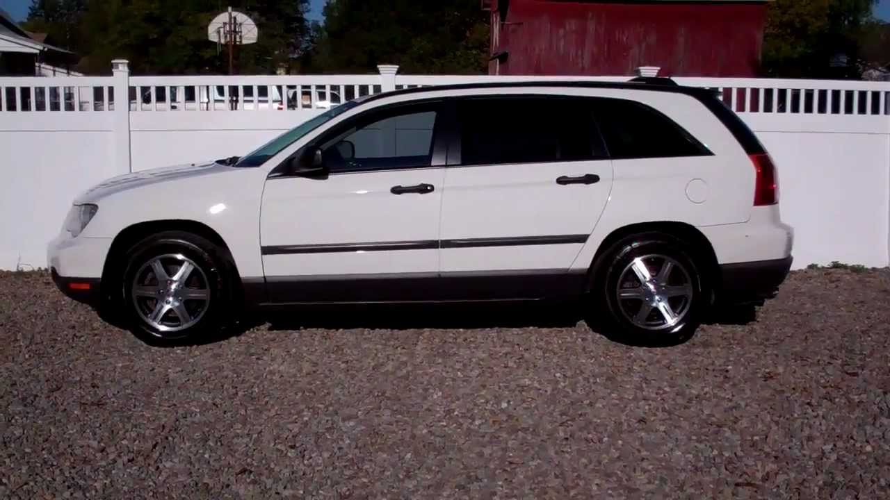 2007 Chrysler pacifica white
