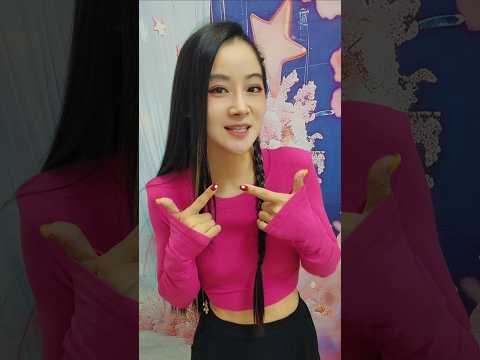 请留意我的小号(依依EE)今晚8点的才艺直播！2O25年10月22日