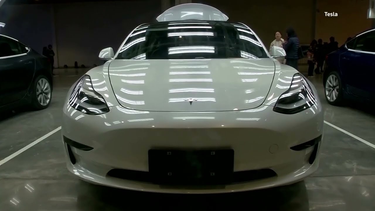 Tesla profit falls short despite record sales | REUTERS