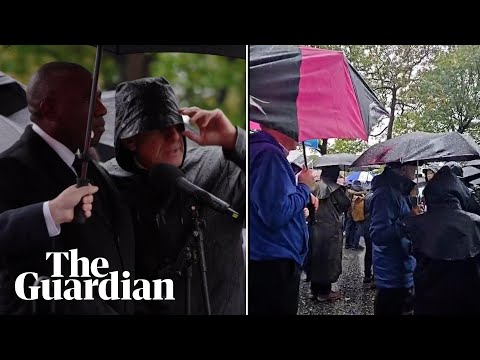'Shame on you': David Lammy heckled at Manchester  synagogue vigil