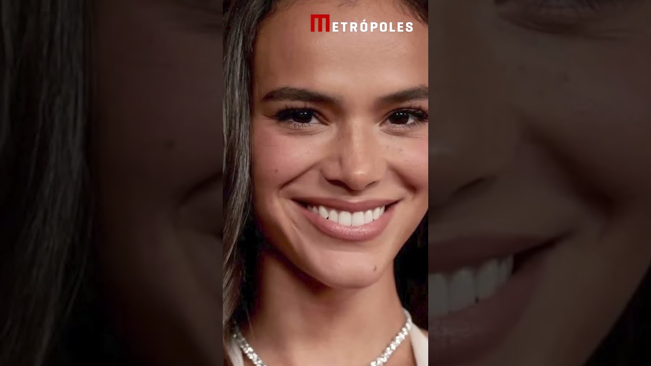 Famosos marcam presença em festa de 30 anos de Bruna Marquezine