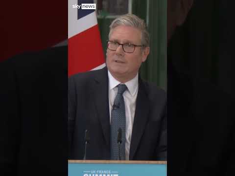 Starmer and Macron agree 'one in, one out' small boat migrants return deal
