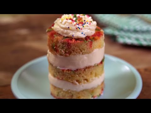 Learn How to Make Two Easy Cake Recipes at Home with Molly Yeh