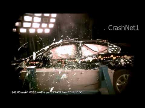 Video Crash Test Nissan Maxima sedan 2009