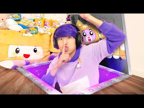 Our FAVOURITE Toy Unboxing EVER! (SECRET LANKYBOX MERCH!)