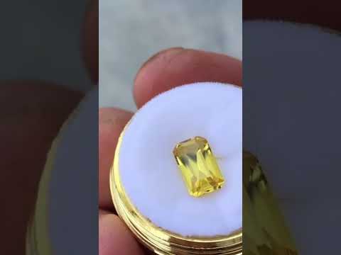 Sapphire Vàng Thiên nhiên Không xử lý khai thác tại Daklak  #sapphire  #gem  #gemstone  #daquy