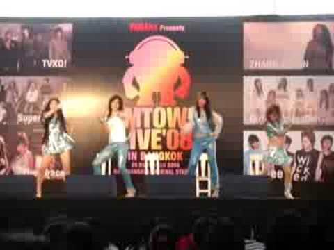 Cute Swan cover CSJH Piranha, one more time ok @ SM Family