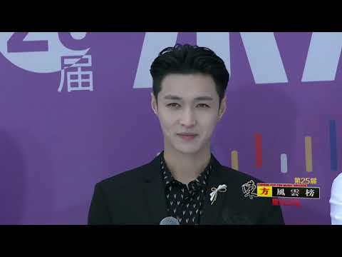 180326 25th ERC Chinese Top Ten Awards Red Carpet LAY Zhang Yixing 张艺兴