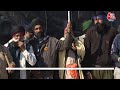 Farmers Protest Update: Kisan नेताओं ने सरकार को घेरा, जनता से Black Day मनाने की उठाई मांग | Aajtak  - 01:37 min - News - Video