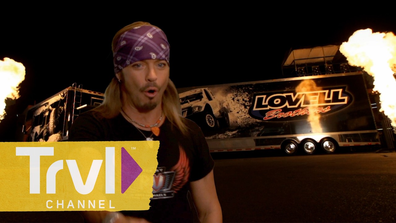Bret Michaels Makes a 75-Foot Dream Come True | Rock My RV | Travel Channel
