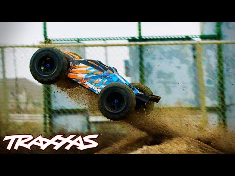 video Traxxas E-Revo
