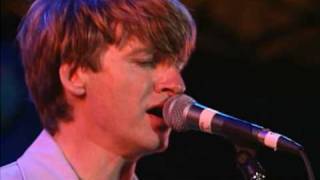 Crowded House - Don&#39;t Dream It&#39;s Over Live (HQ)