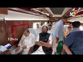 Exclusive Visuals | CM Revanth Reddy Medigadda Tour | బస్సుల్లో సీఎం రేవంత్‌ రెడ్డి & టీం | 10TV  - 01:40 min - News - Video