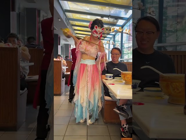 छोटी बहन बहुत शरारती है丨小姐姐太调皮了#猫猫小可爱#汉服#二次元