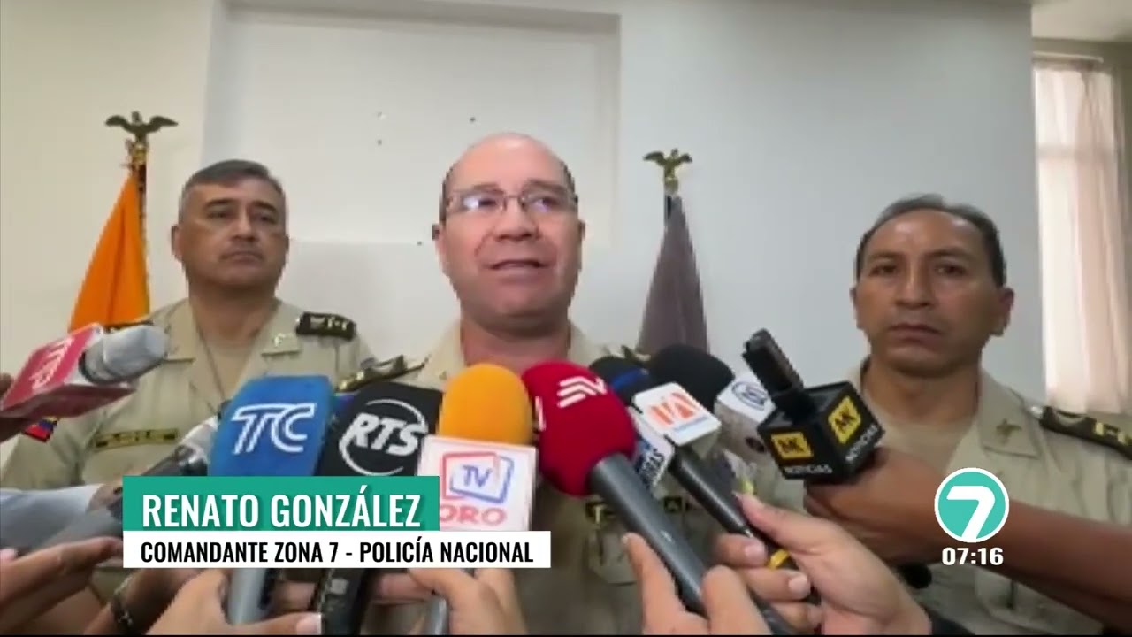 Policías en servicio activo fueron capturados junto al líder criminal