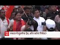 Kaali Poster Row: महुआ मोइत्रा और लीना मणिमेकलाई के खिलाफ विरोध प्रदर्शन | ABP News  - 09:28 min - News - Video
