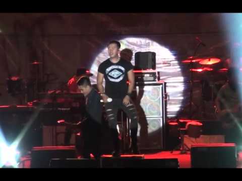 Repvblik - hanya ingin kau tau - Versi reggae dangdut ( Live Konser )