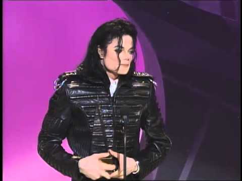 Michael Jackson Wins International Artist - AMA 1993