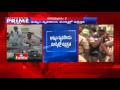 Tension at Khammam market yard, farmers protest against dealers
