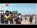 Farmers Protest: एबीपी न्यूज रिपोर्टर ने दिखाया कैसे आंसू गैस के गोले से किसान कर रहे अपना बचाव  - 02:07 min - News - Video