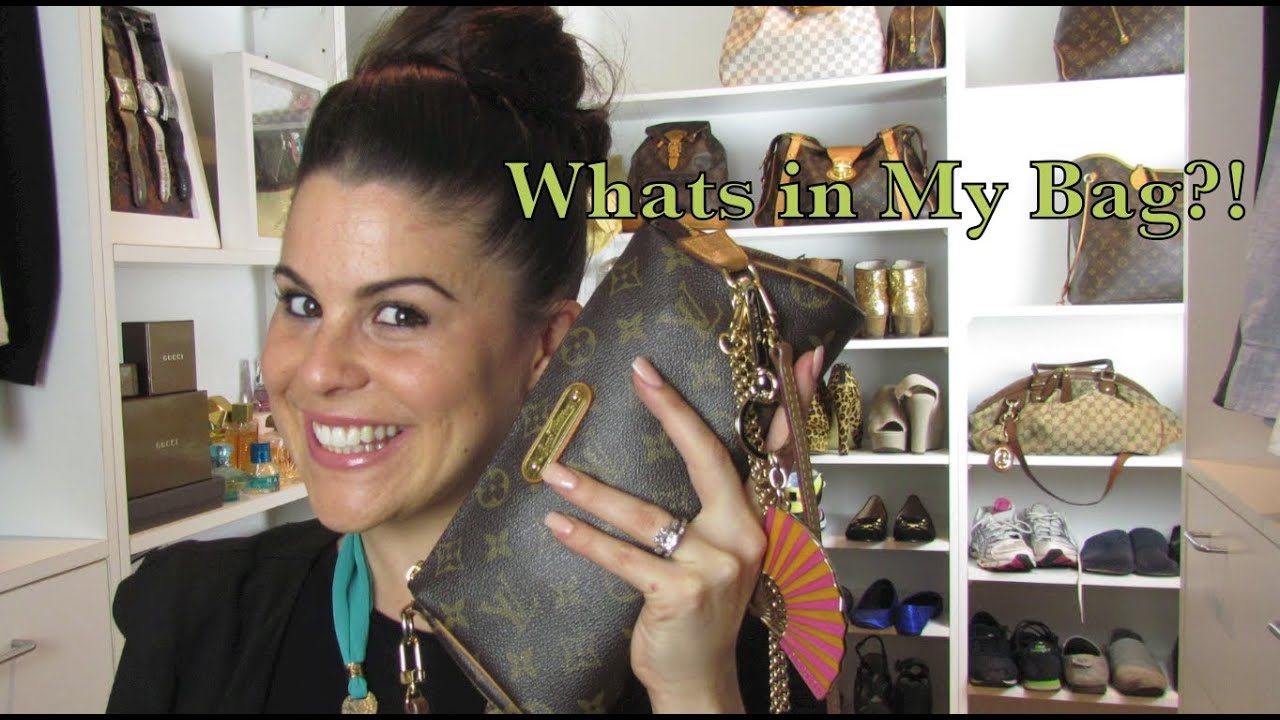 What&#39;s in My Bag?! (Louis Vuitton Eva Clutch) - YouTube