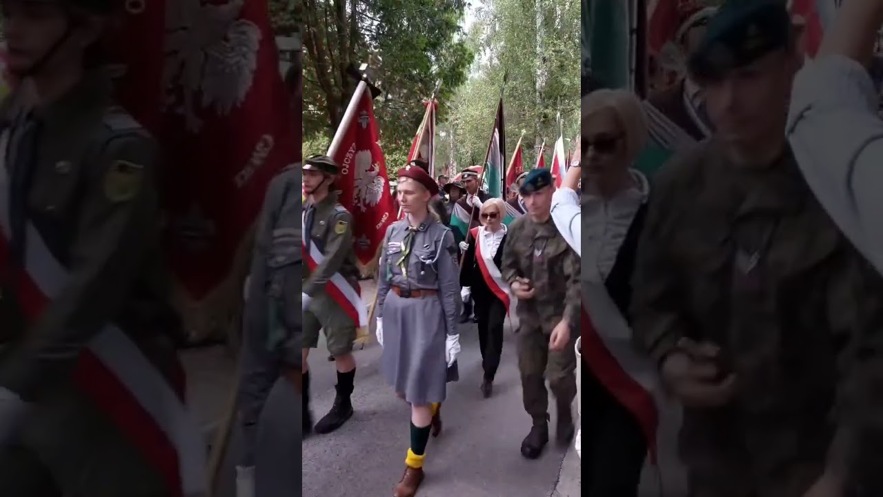 Rocznica powstania warszawskiego - Powązki
