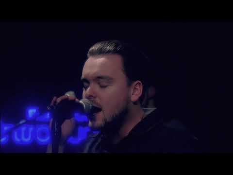 Victoria performs Alive for BBC Introducing