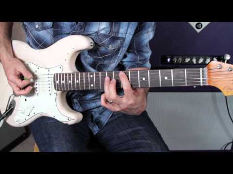 Iron Maiden - The Trooper - How to Play Heavy Metal Guitar Lesson