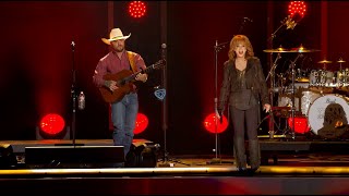 Cody Johnson and Reba McEntire Perform 'Whoever's In New England' - CMA Fest 2023