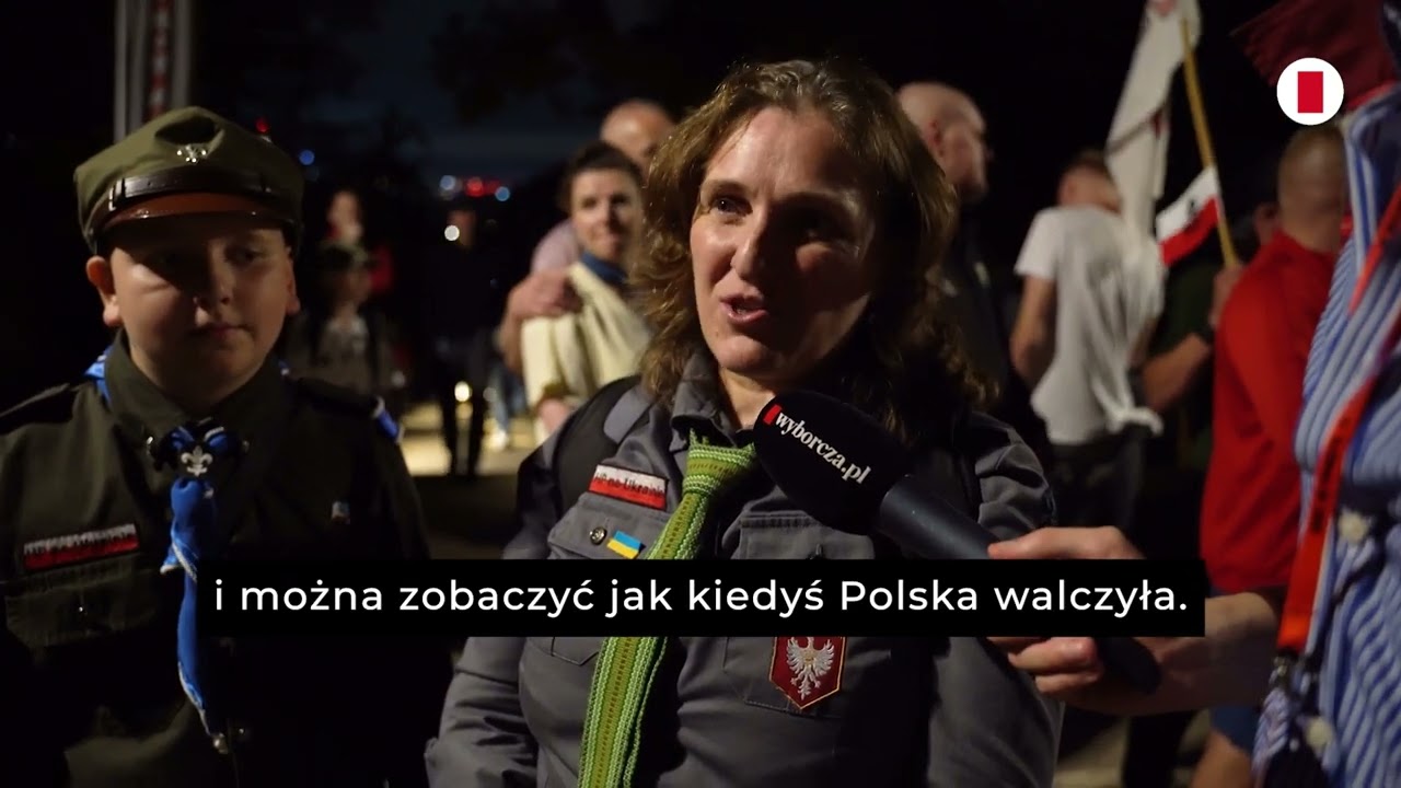 Sztafeta Pokoleń na Kopcu Powstania Warszawskiego