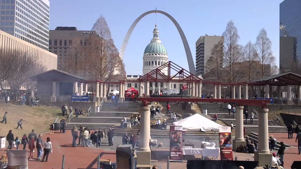 Kiener Plaza St. Louis - YouTube