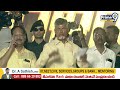 మాస్క్ అడిగినందుకు చంపేశాడు.. జగన్ కుట్రలు లీక్😱😱 చేసిన చంద్రబాబు | Chandrababu Slams On Jagan  - 05:05 min - News - Video