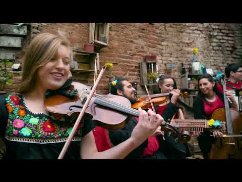 Ensamble Transatlántico De Folk Chileno - Hoppa (ft. Blanche Oguey)