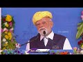 Kid Gets Emotional, Started Crying In Front Of Modi In Gujarat |  V6 News  - 03:19 min - News - Video
