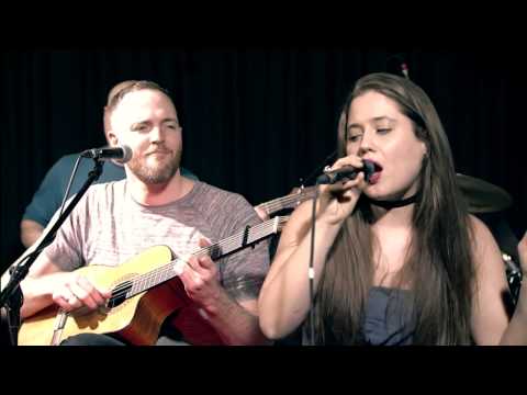 Halfpenny perform Stumble for BBC Introducing